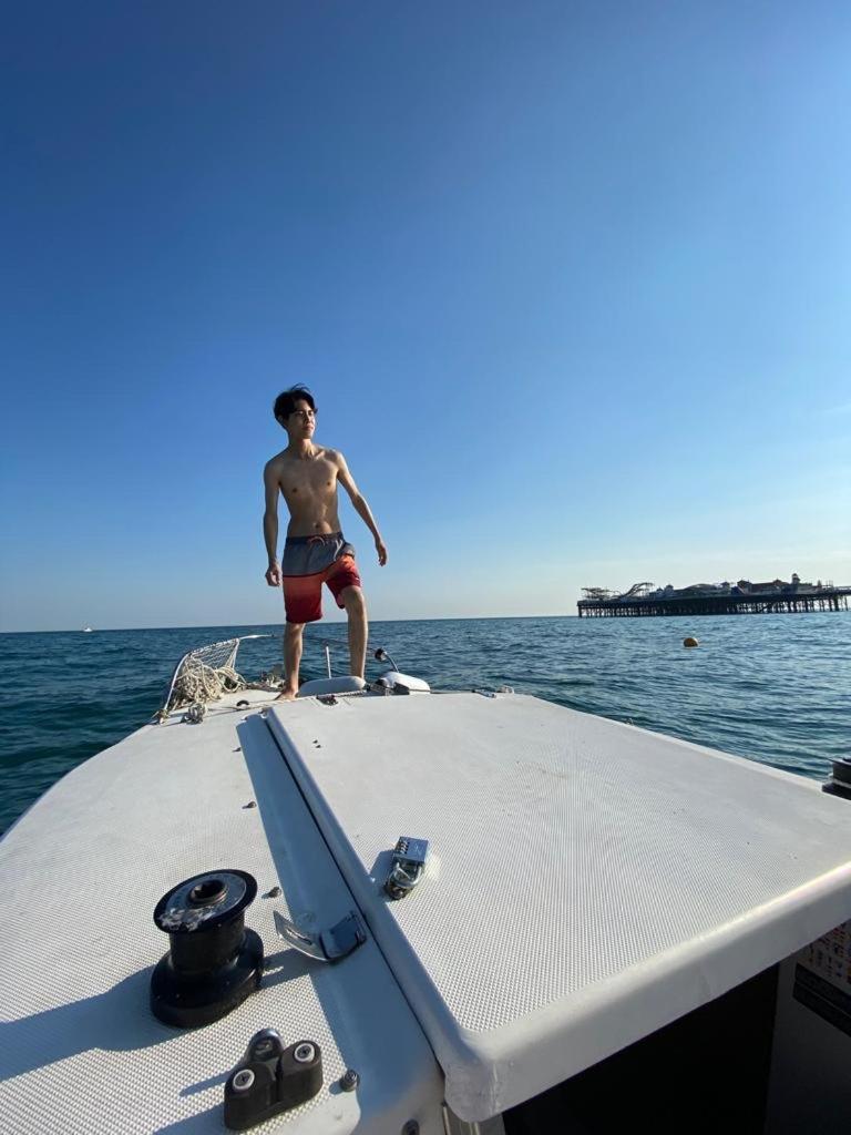 Two Top Central Beach Studios - Also Separate Spa Cabin And Watersports Brighton ภายนอก รูปภาพ